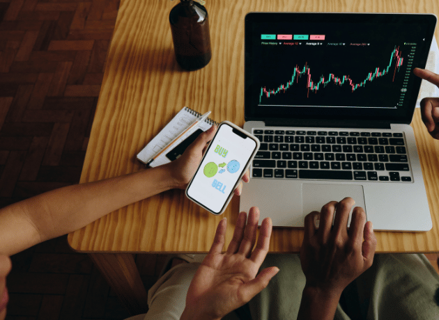 cccl.fr Faut-il investir dans les ETF en 2025 Avantages, risques et stratégies